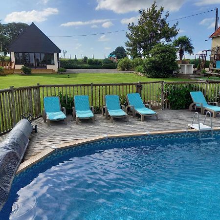 La Gasteboisiere With Swimming Pool And Games Room Le Mesnil-Adelee 外观 照片