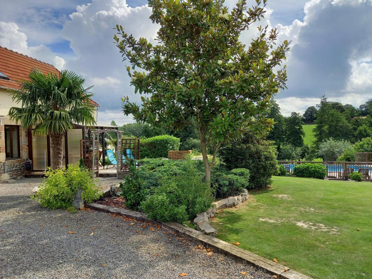 La Gasteboisiere With Swimming Pool And Games Room Le Mesnil-Adelee 外观 照片