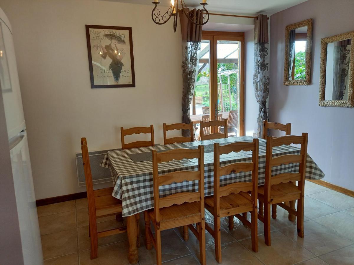 La Gasteboisiere With Swimming Pool And Games Room Le Mesnil-Adelee 外观 照片