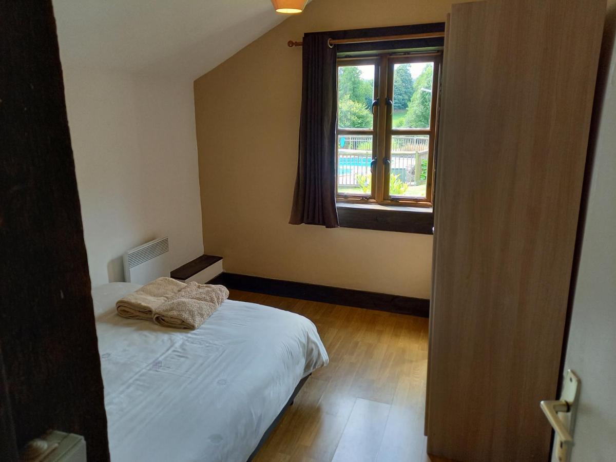 La Gasteboisiere With Swimming Pool And Games Room Le Mesnil-Adelee 外观 照片