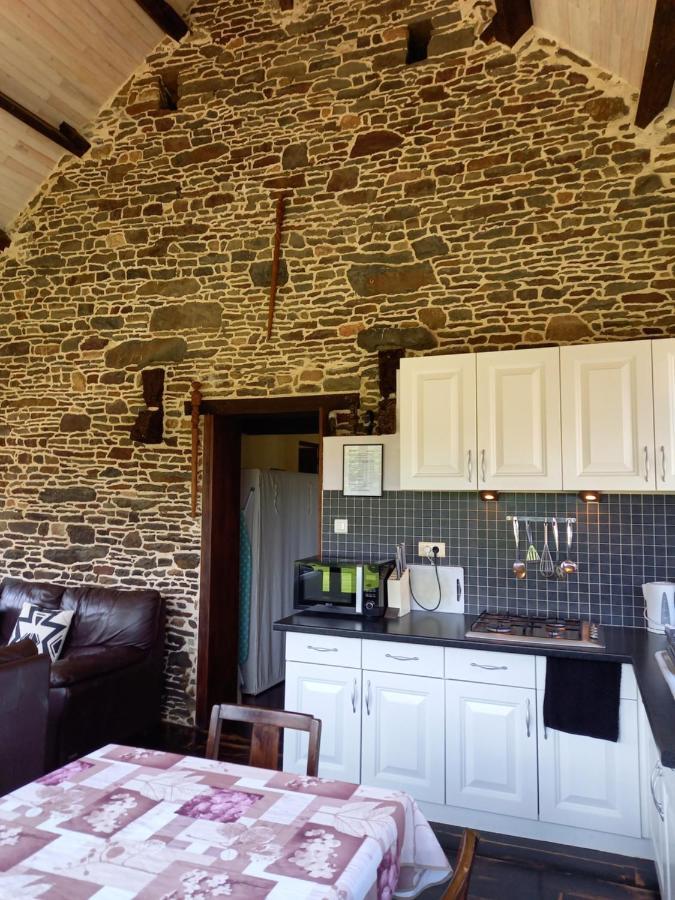 La Gasteboisiere With Swimming Pool And Games Room Le Mesnil-Adelee 外观 照片